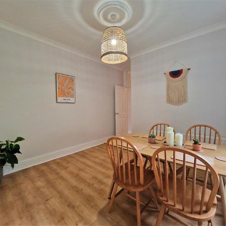 Lovely Seafront Apartment With Garden Swansea Esterno foto